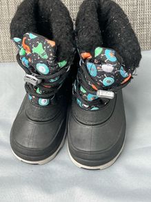 boy winter boots size 22/25