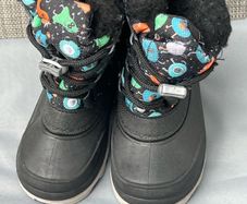 boy winter boots size 22/25