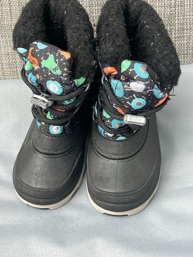 boy winter boots size 22/25