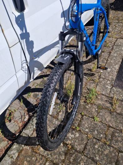 Carrera bike