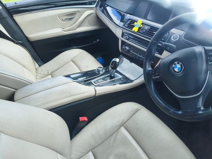 BMW 5-Series 2011