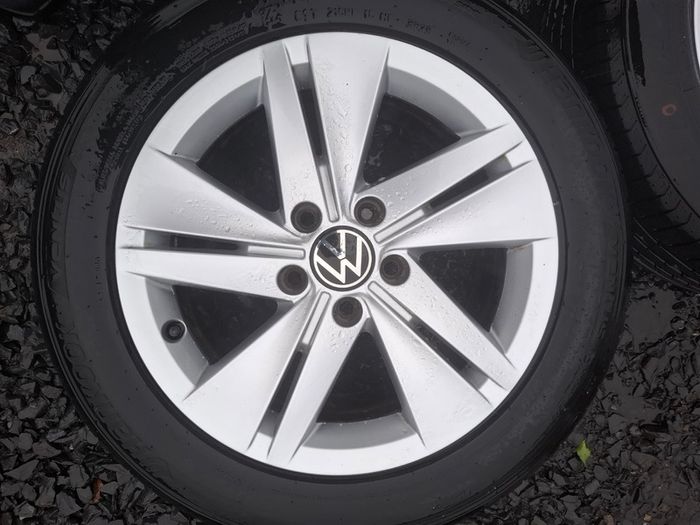 16" Genuine Vw Alloys with tyres