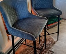 bar stools