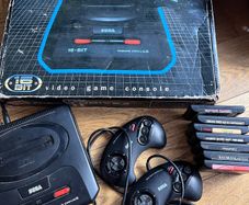 Boxed Sega Mega Drive 2 Console + 10 Games Pack - Batman, Predator, Paperboy, 007