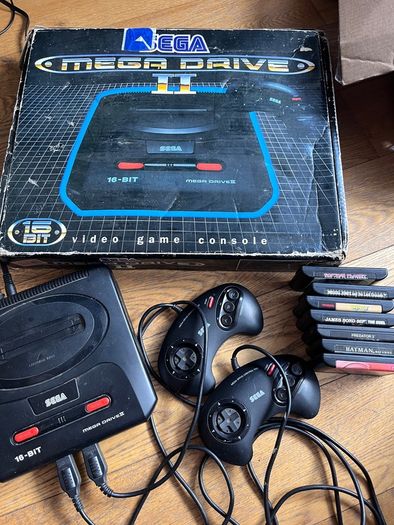 Boxed Sega Mega Drive 2 Console + 10 Games Pack - Batman, Predator, Paperboy, 007
