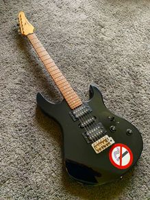 YAMAHA ERG 121 Electric Guitar