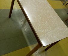 2 Old kitchen table