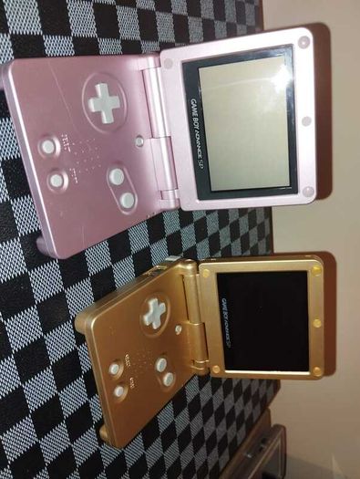Nintendo Game Boy Collection Original, Pocket, Color, Advance & SP