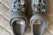 Star Wars clogs size 13