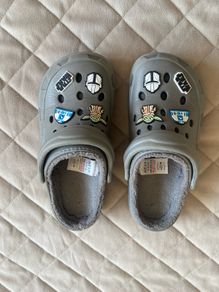 Star Wars clogs size 13