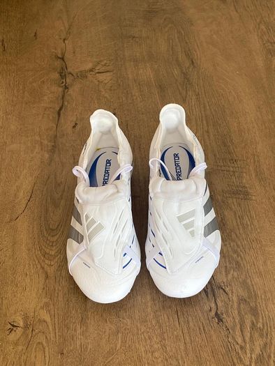 Predator boots size 7