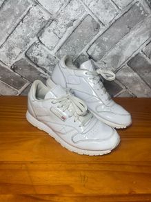 Reebok Classic Ladies All White Trainers UK5 EUR38   S-D
