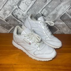 Reebok Classic Ladies All White Trainers UK5 EUR38   S-D