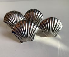 Vintage Silver Tone Scallop Shell Napkin Rings Set of 4 Coastal Grandmother Seaside Table Decor