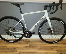 Dolan Tuono Carbon Racer