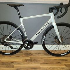 Dolan Tuono Carbon Racer