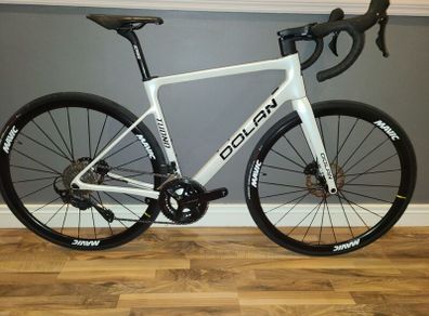 Dolan Tuono Carbon Racer