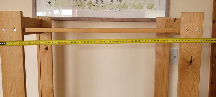 shelving unit