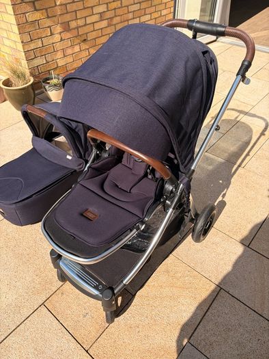 Mamas & Papas Bassinet and Pushchair