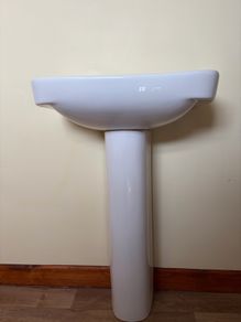 Sink and Pedestal