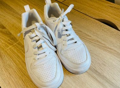 White genuine Nike TRAINERS sneakers runners UK 3 35