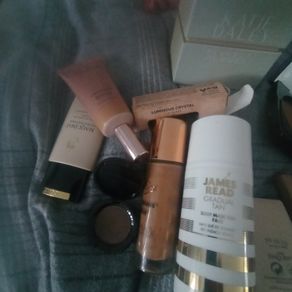 Makeup bundle