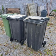 3 wheely bins great condition. Never used as bins.