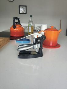Wine opener