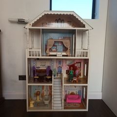 doll house