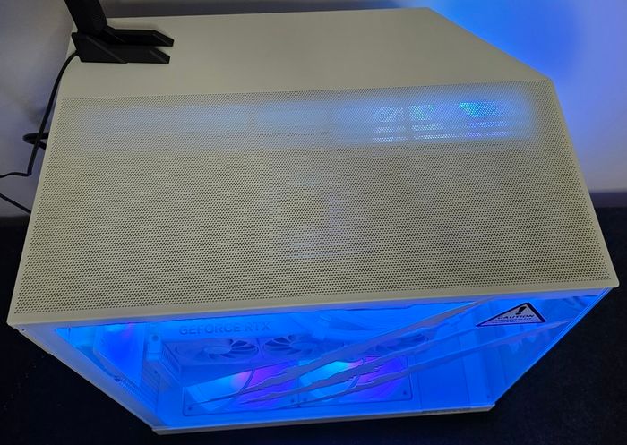 TeddyBear i7 Ultra RTX 5070 White Gaming PC