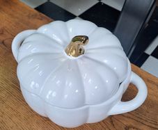 Casserole dish, 2.2 litres