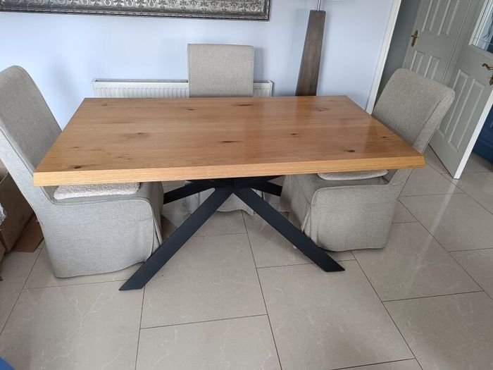 Dining Table & chairs