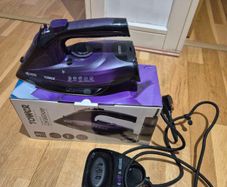 Tower CeraGlide 2-in-1 Cord/Cordless Steam Iron (2400W)
