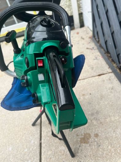Gardenline 41cc Petrol Chainsaw (Oregon Bar)