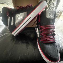 Dc shoes Spartan high bnib trainers runners size 11