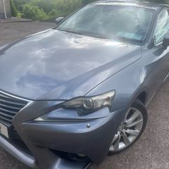 Lexus is300 hybrid