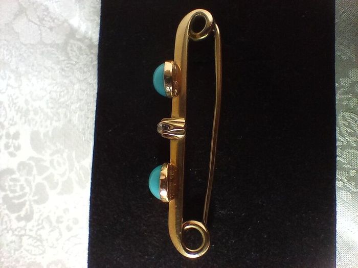 Gold, diamond and turquoise brooch ,lapel pin