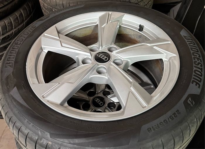 18" Genuine Audi Alloys