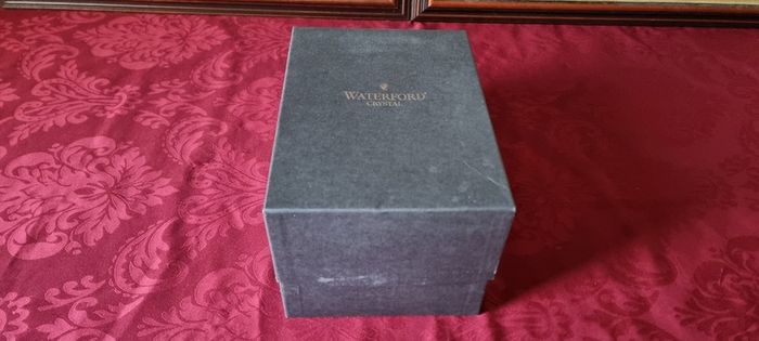 New In Box Waterford Crystal Lismore Pattern 9 Inch Essence Ellipse Bowl