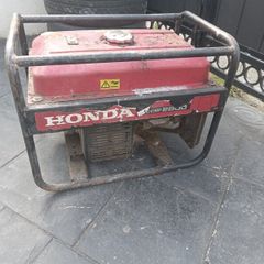 Honda ECM 2800 generator