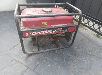 Honda ECM 2800 generator