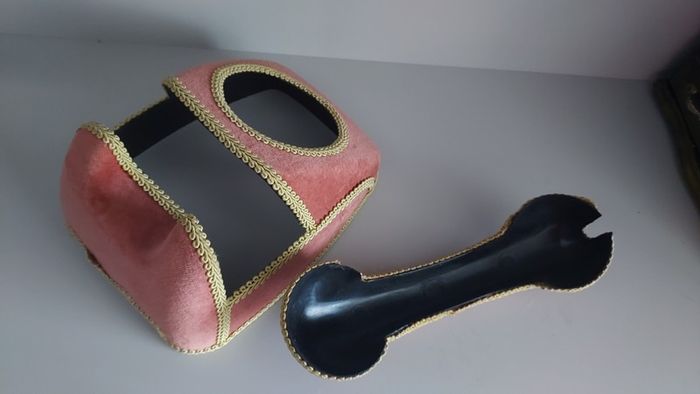 Vintage brocade telephone cover