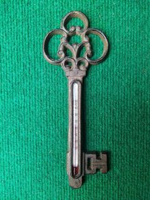 Wall Thermometer