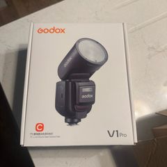 Godox v1 pro canon new speedlight