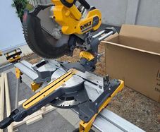 Dewalt Dcs727t2 Xr Flexvolt Slide Mitre Saw