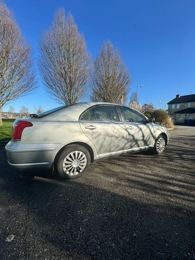 2005 Toyota Avensis