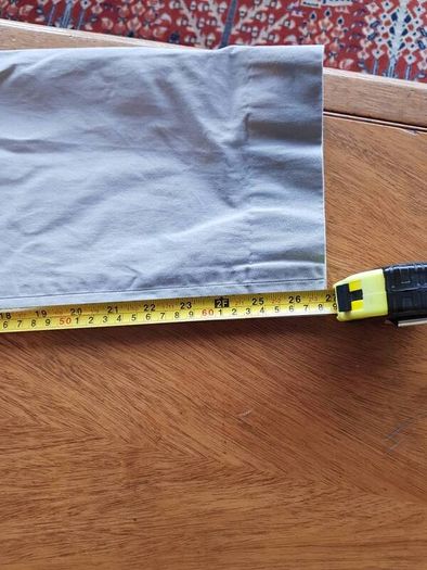 Helmut Lang, Waist measures 32"