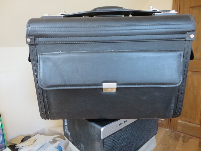 Pilot case