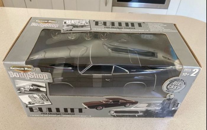 Dodge Charger Kit Bullitt Steve McQueen 1/18 Ertl # 2