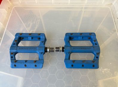Nukeproof pedals